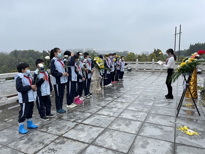 微信图片_20220401122417.jpg